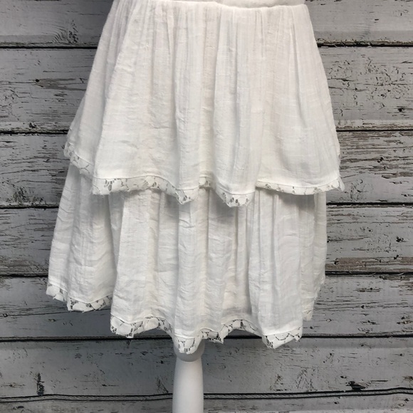 Teeze Me Halter Dress With Ruffle Bottom EUC - Picture 3 of 7